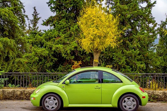 【専門家監修】車の買い替え時の自動車保険はどうなる？買い替え時の注意点（等級、車検）や必要手続きを解説！