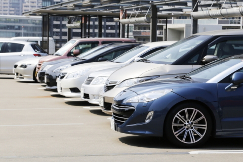 車両保険の保険料相場・平均金額はいくら？