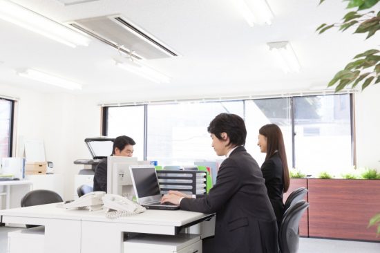 中小企業の仕事風景